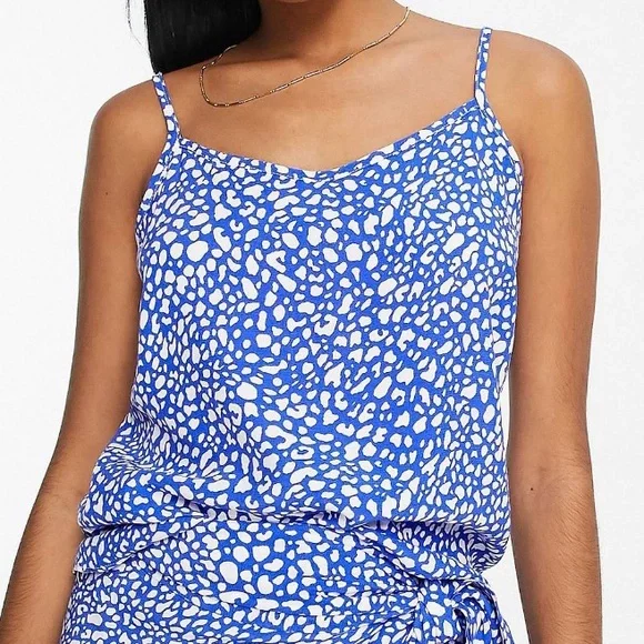 Style Cheat cami top in cobalt blue - Picture 2 of 8